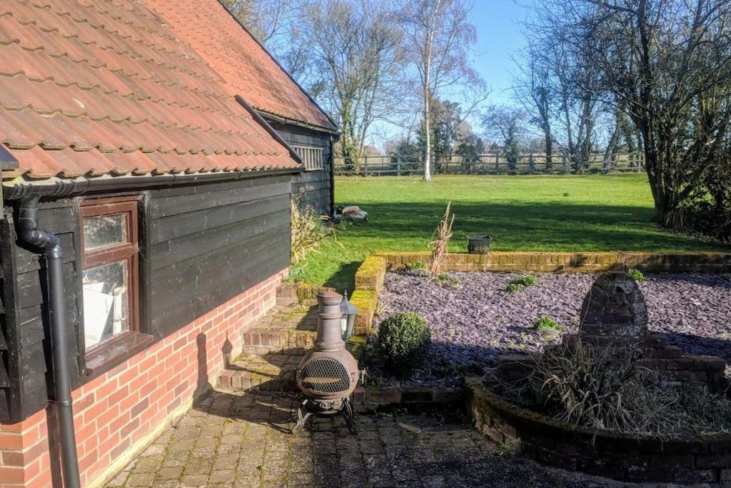 Stunning Barn Conversion Ideal For Large Families Bildeston Buitenkant foto
