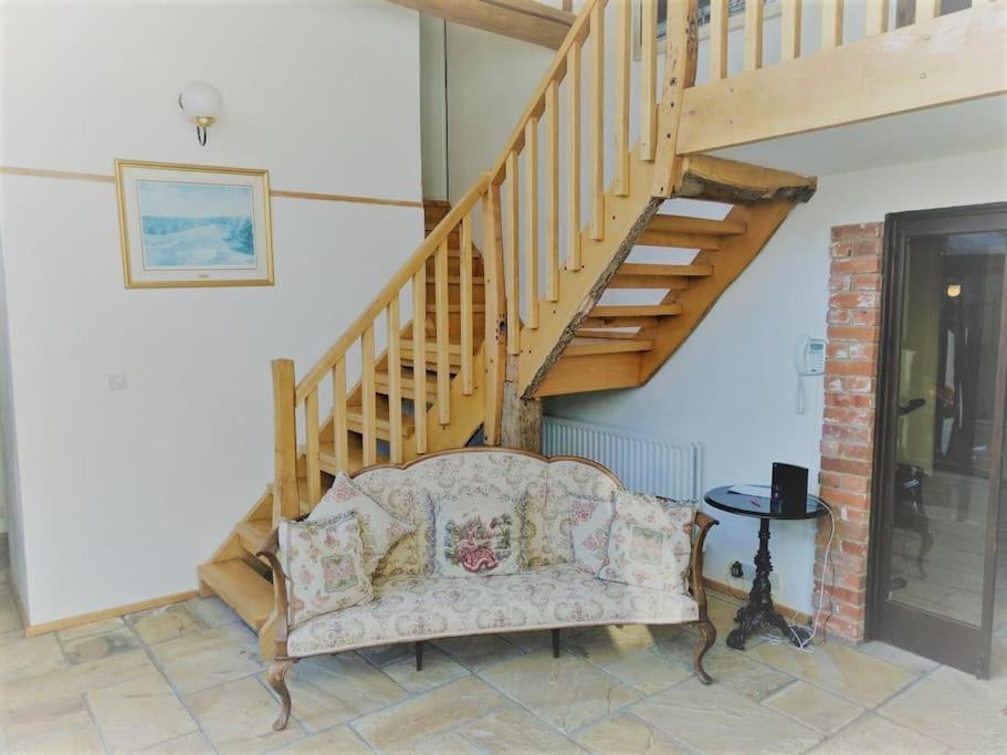 Stunning Barn Conversion Ideal For Large Families Bildeston Buitenkant foto